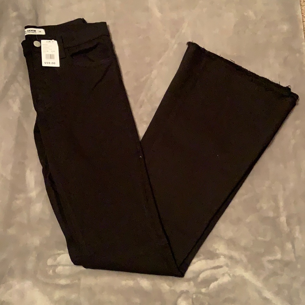 Black Flair Jeans